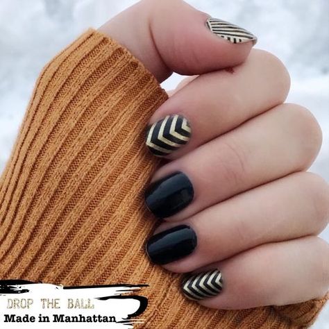 Drop the ball (Nail strips)