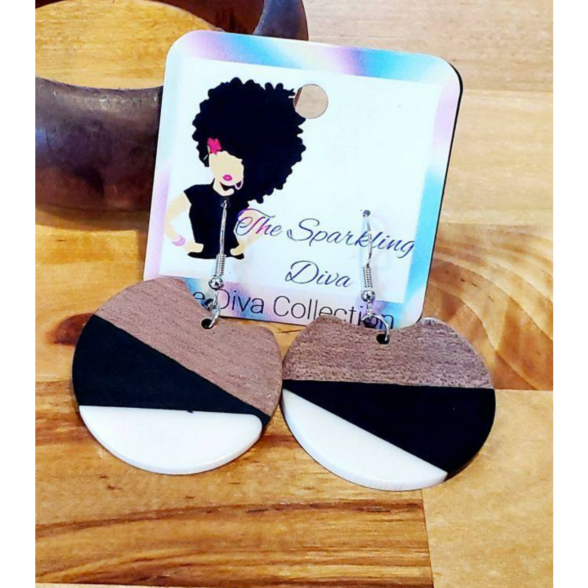 Wooden bangle bracelet (Jewelry)