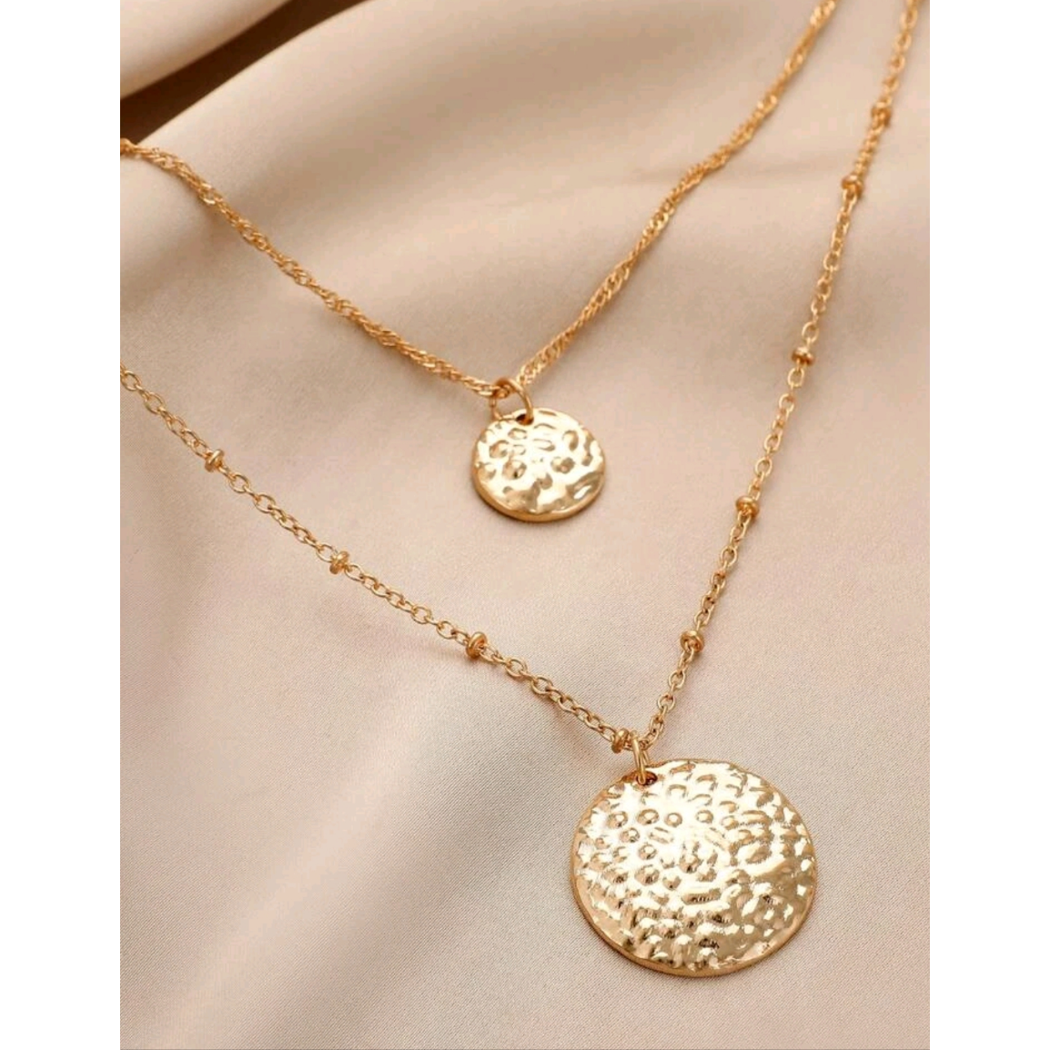 Well rounded necklace