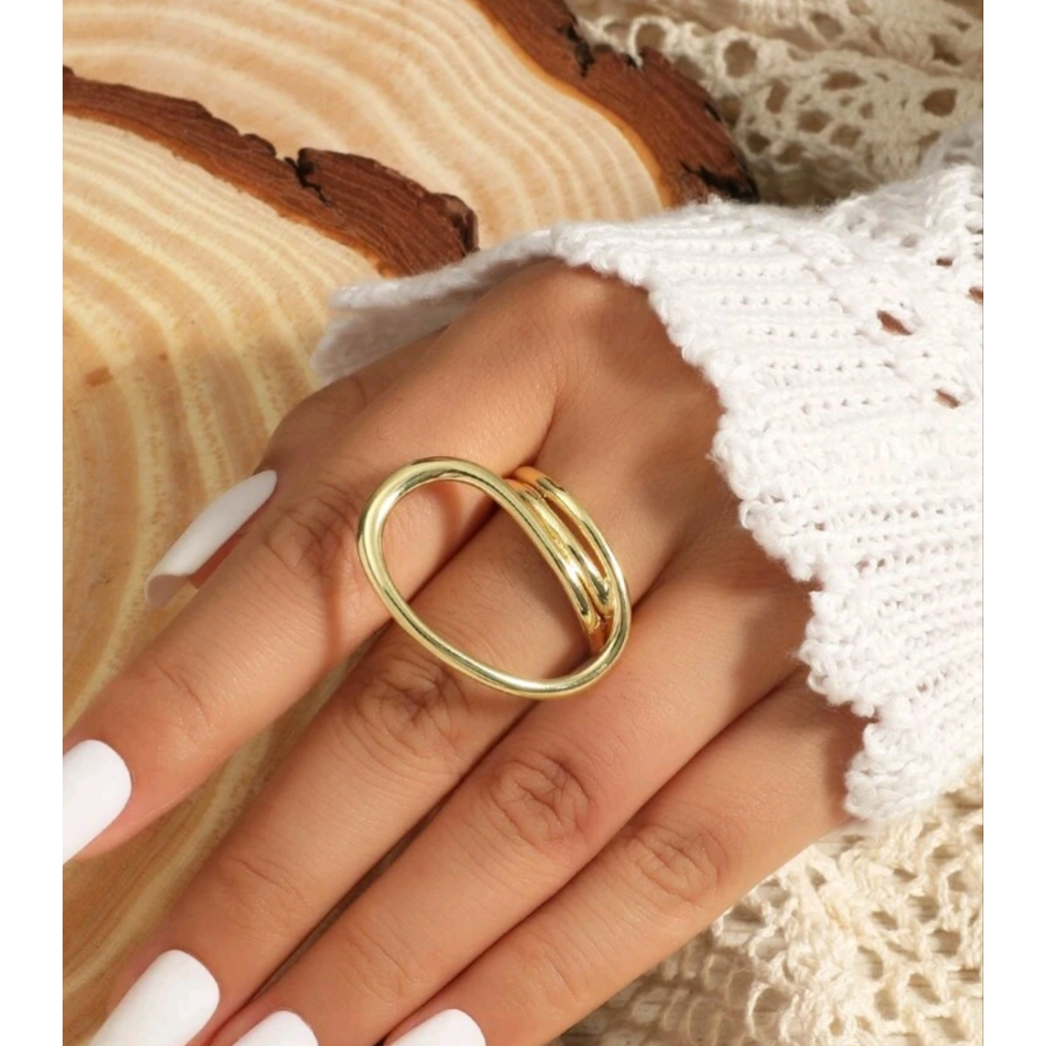 Scrolled ring