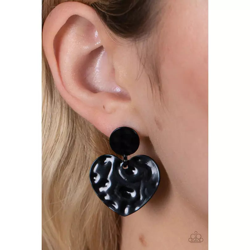 Just a little crush black earrings (Earrings)