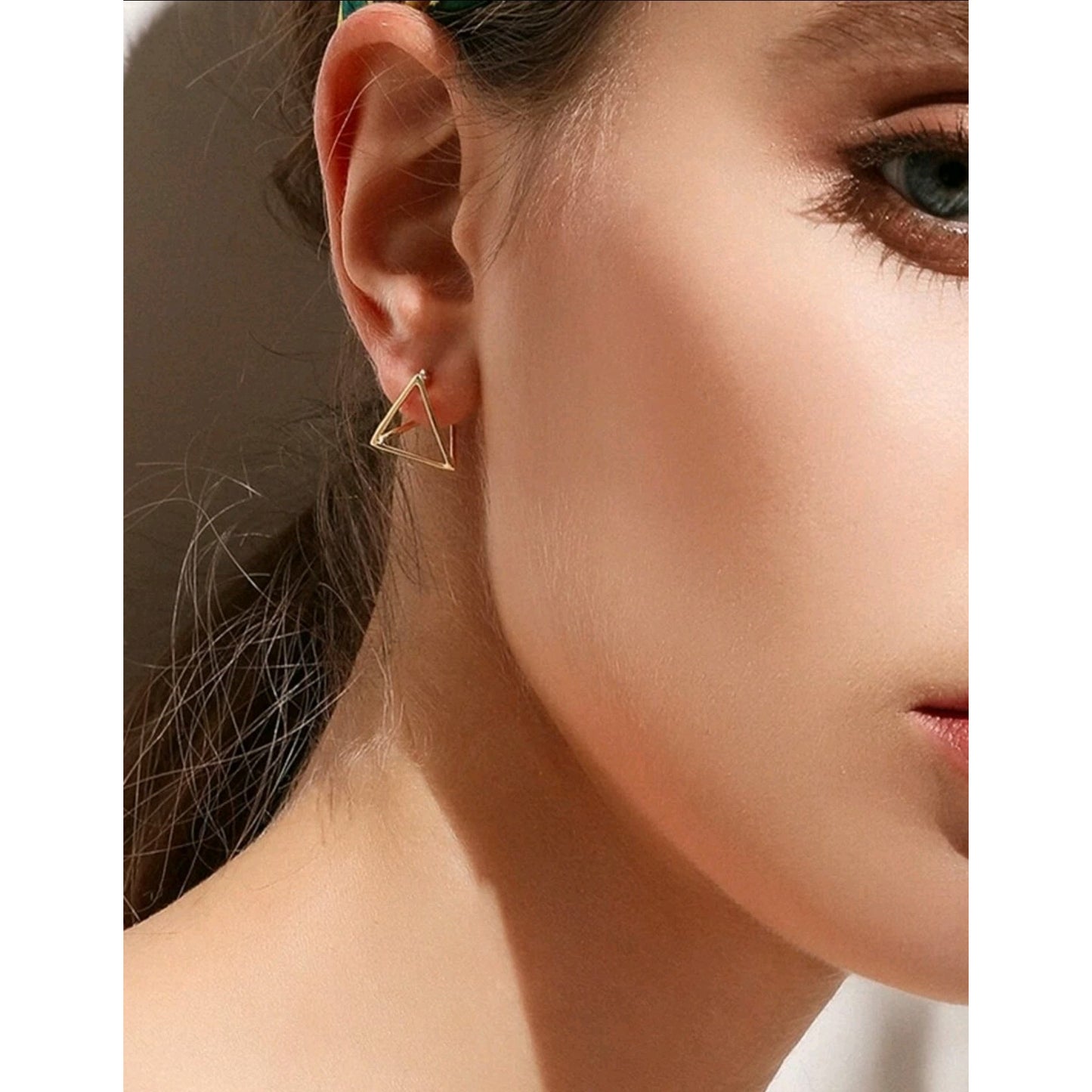 Triangulation earrings (Jewelry)