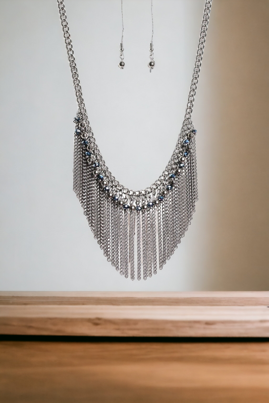 Divinely Diva - Blue Necklace (Jewelry)