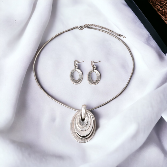 Gathered necklace set (necklace set)