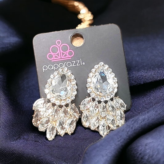 A Breath of Fresh HEIR - Gold earrings