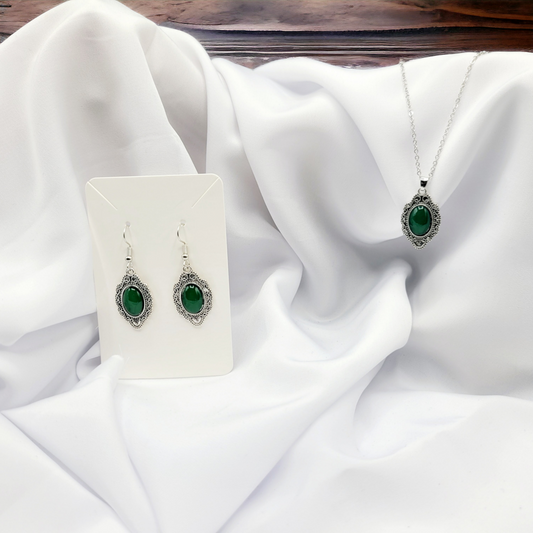 Emerald fields necklace set (necklace set)