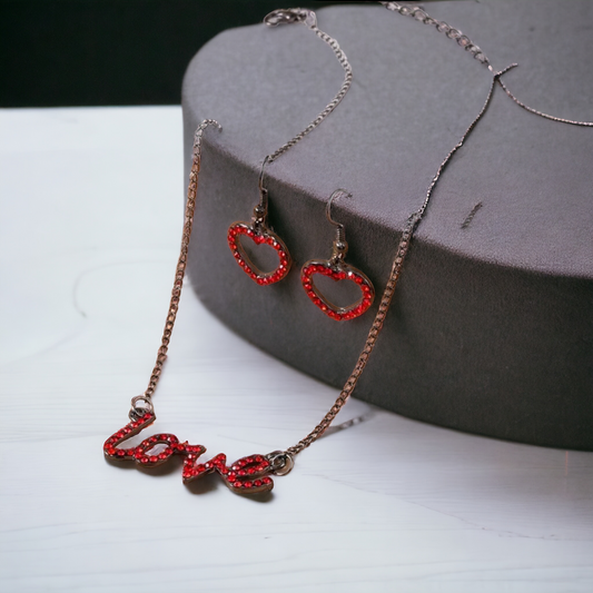 Love me necklace set (necklace set)