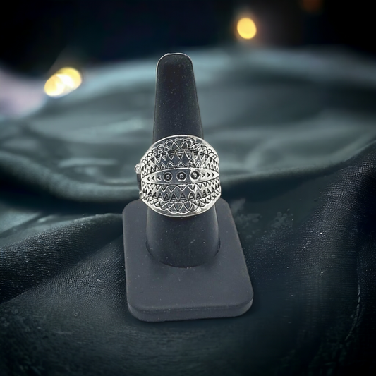 It's an art ring (Jewelry)