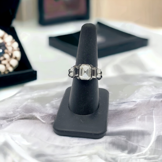 Rhinestone bliss ring (Jewelry)
