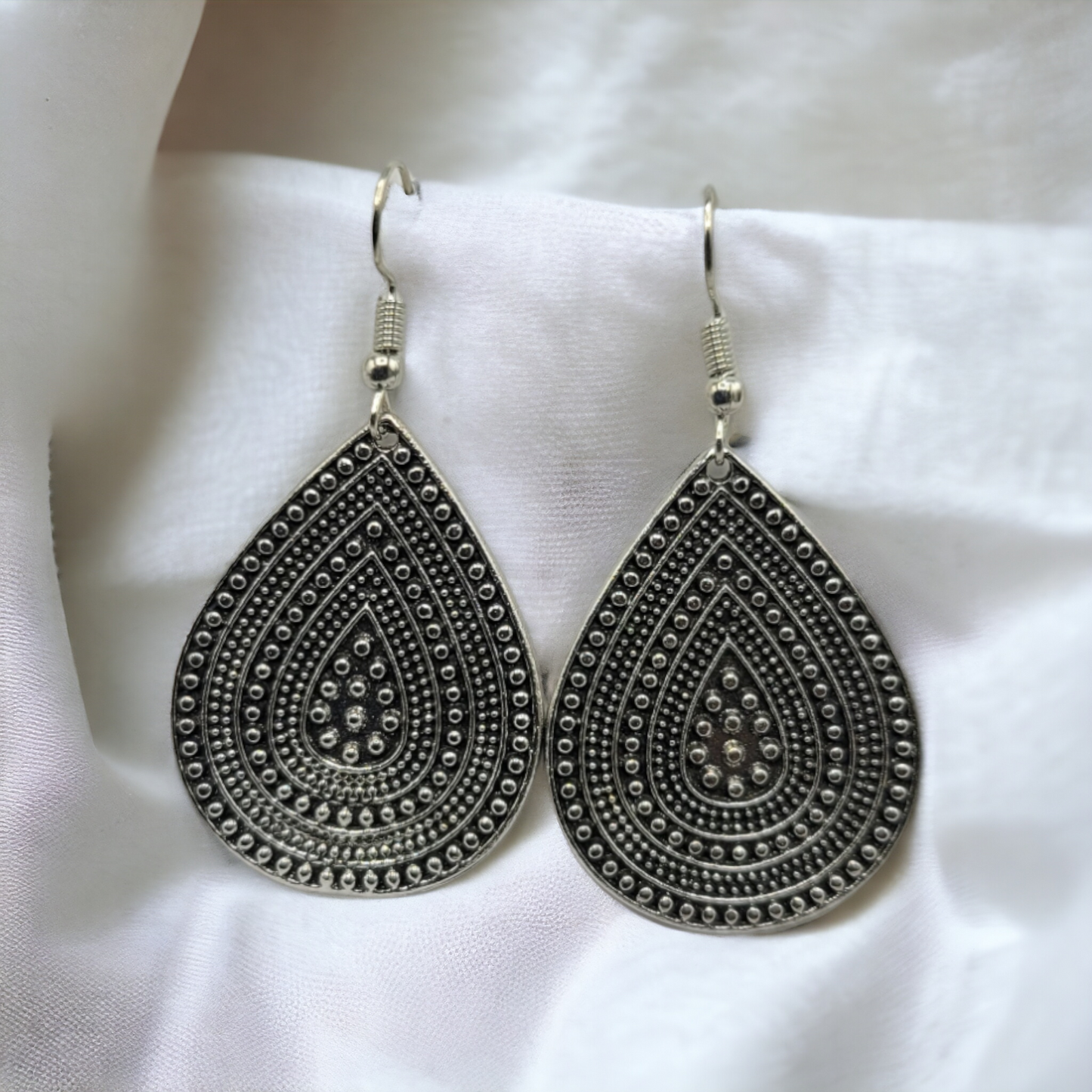 Loomed teardrop earrings