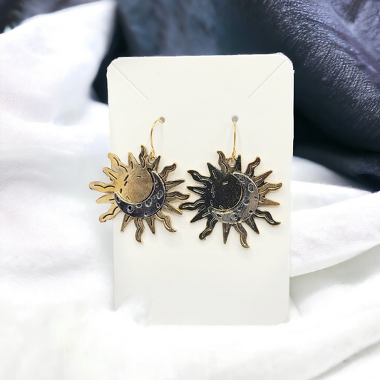 The shadow earrings (earrings)