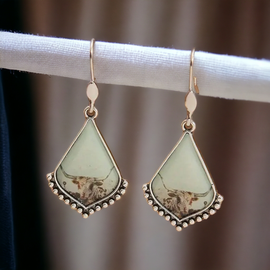 The jaded truth earrings (earrings)