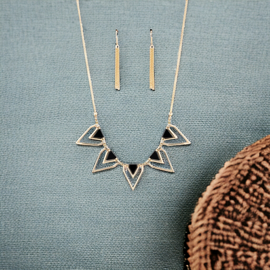 The Pack Leader - Gold necklace (Jewelry)