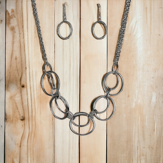 Urban Orbit - Black necklace (Jewelry)