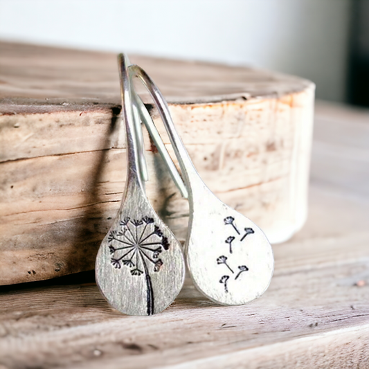 Whisper in the wind earrings (Jewelry)