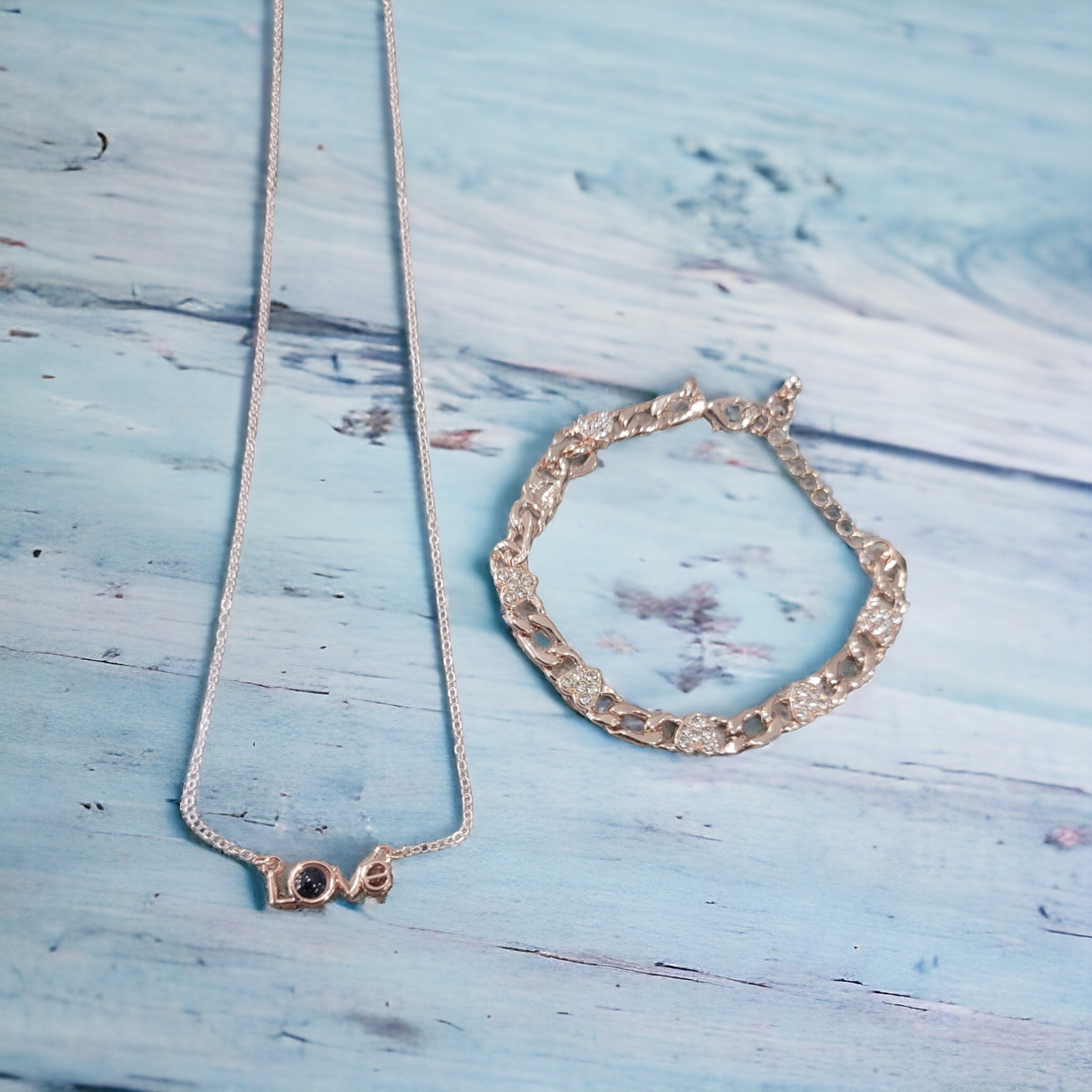 Love projection necklace