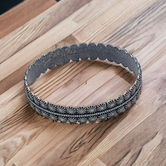 Flawless silver bangle bracelet (Bracelets)