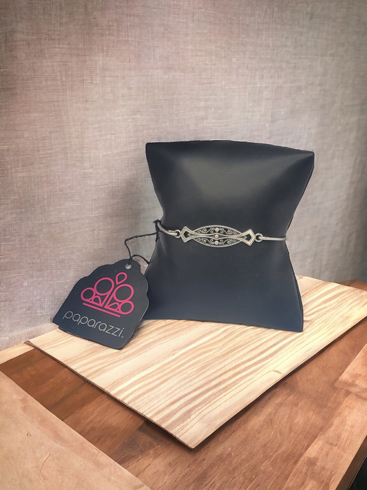Dainty princess bangle bracelet (Bracelets)