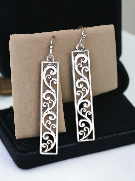 Wavy shore earrings (earrings)