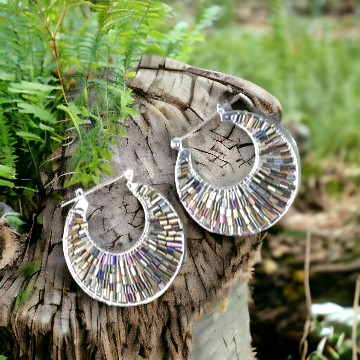 Earth shattering earrings (Earrings)