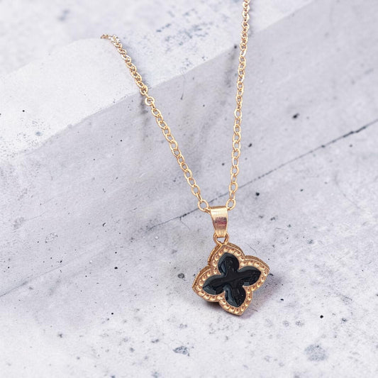 Clover city necklace