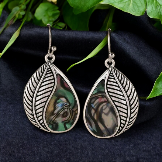 Natural beauty earrings (earrings)