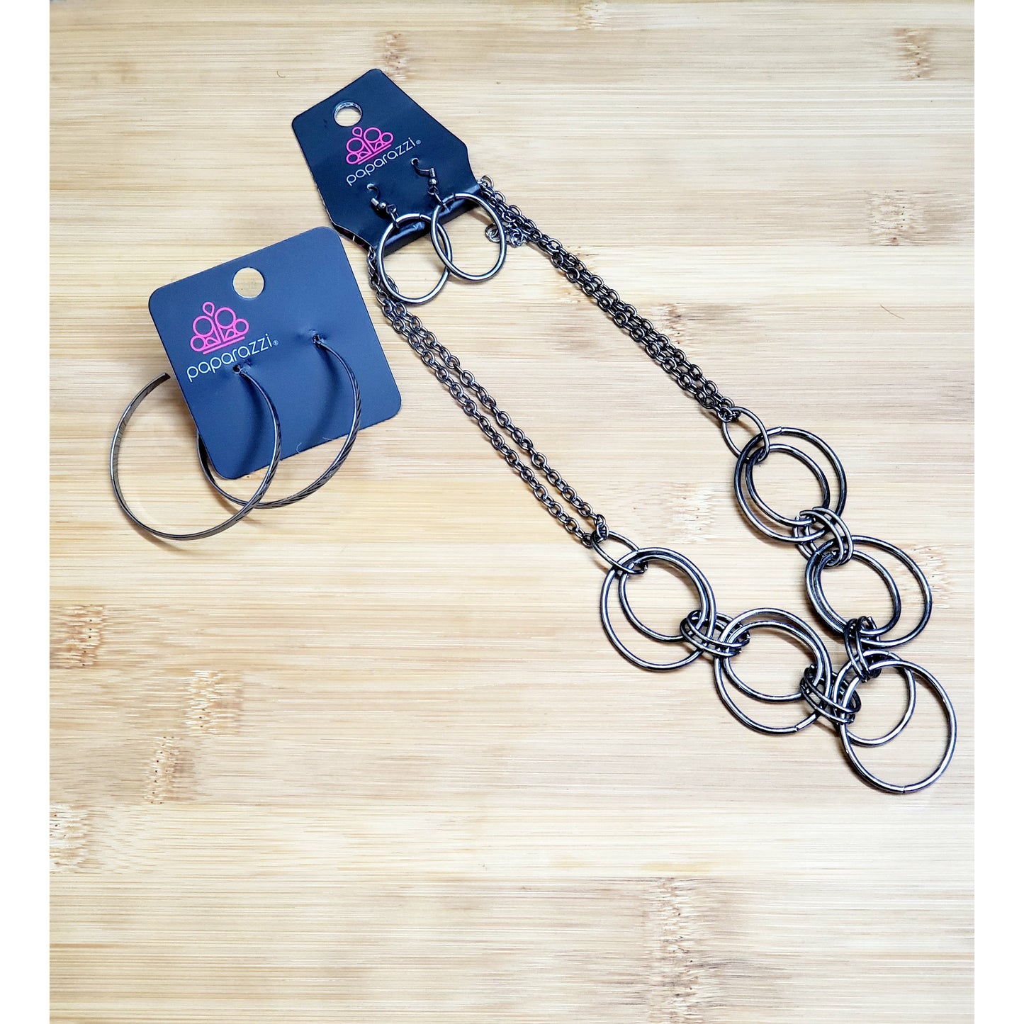 Gunmetal necklace set