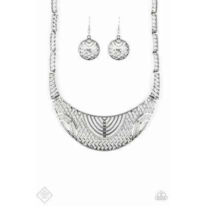 On The MANE Stage - Silver necklace