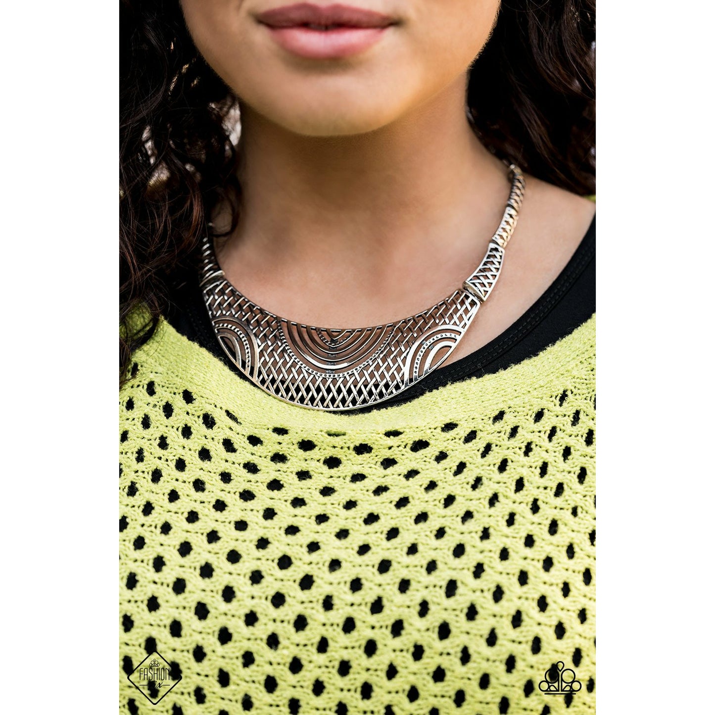 On The MANE Stage - Silver necklace