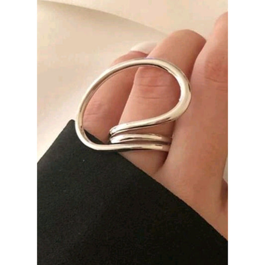 Scrolled ring